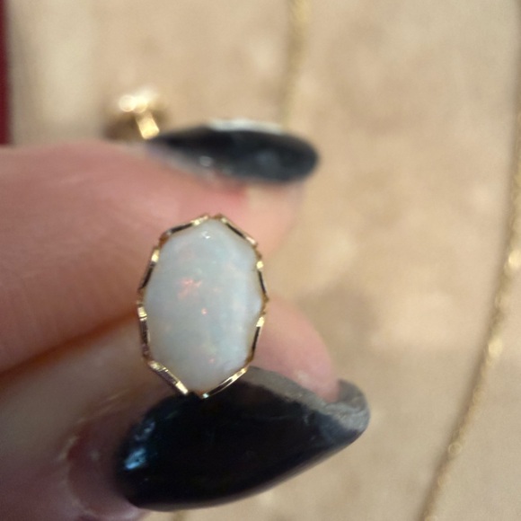 Vintage 14K Solid Gold Natural Opal Stud Earrings Dainty Plus Bonus Gift - Picture 4 of 5